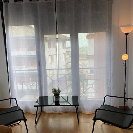 Bella Vista Apartment *